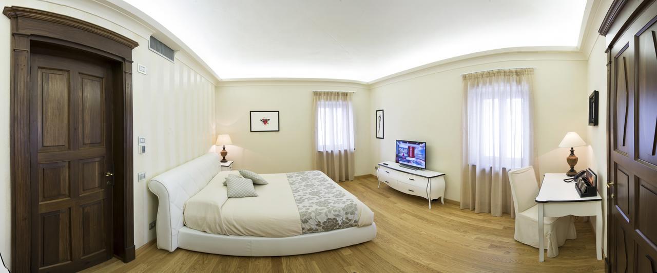 Costa Di Bussia Villa Monforte dʼAlba Екстериор снимка